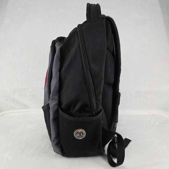 Swiss Gear Backpack Black Gray Red Laptop Travel Airflow Great Condition - Picture 2 of 14